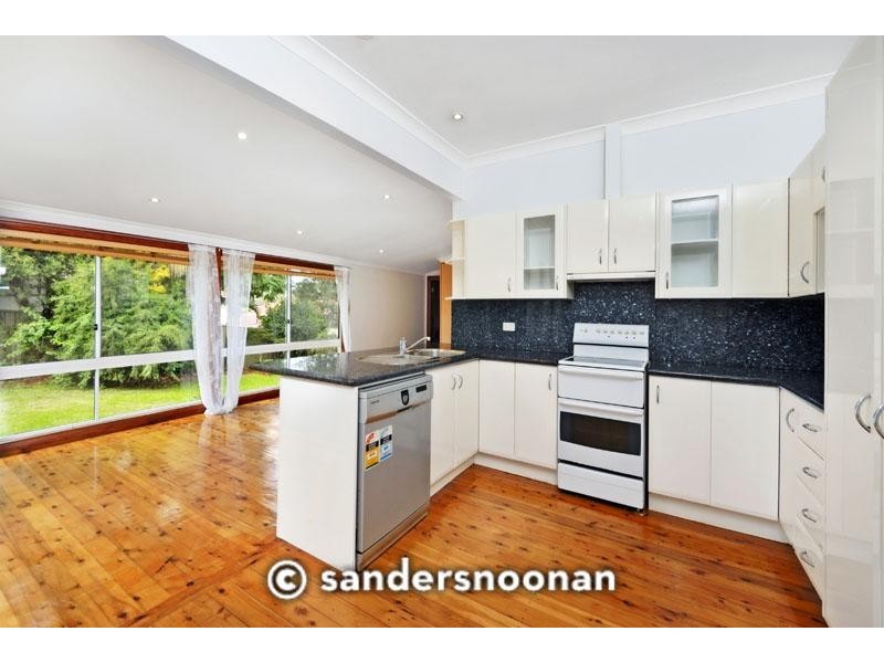 15 Forshaw Avenue, Peakhurst NSW 2210