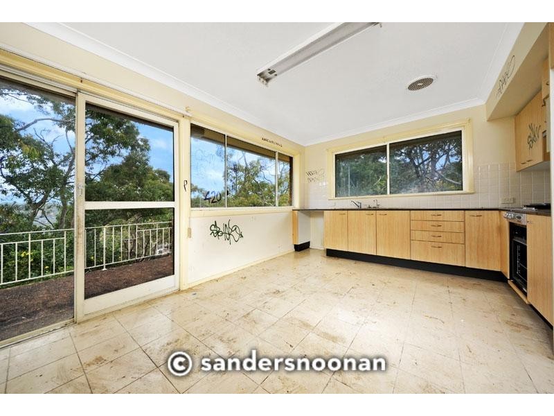 17 Elm Street, Lugarno NSW 2210