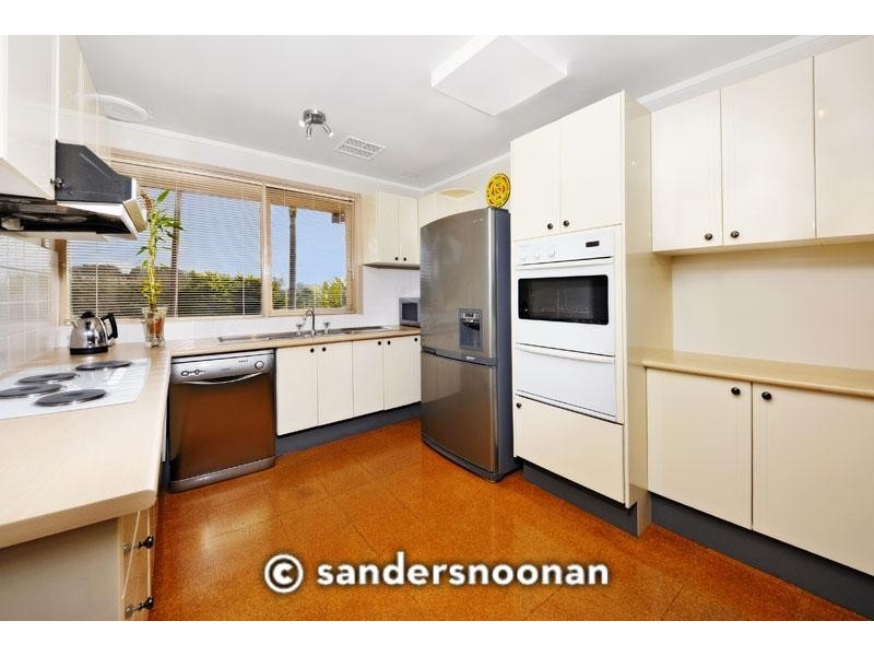 24 Vista Avenue, Peakhurst Heights NSW 2210