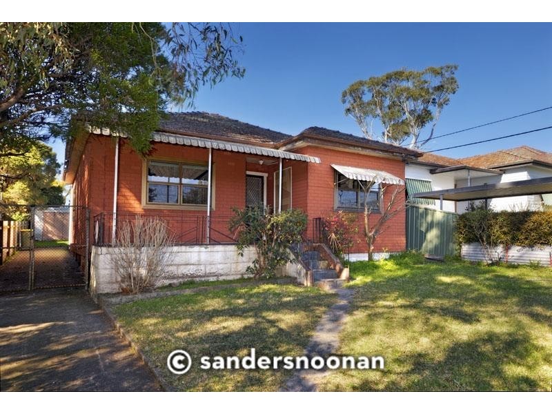 24 Johnstone Street, Peakhurst NSW 2210