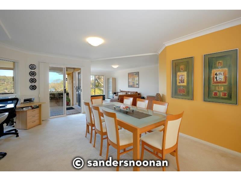 2/4 Woodcliff Parade, Lugarno NSW 2210