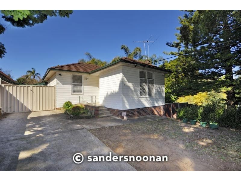 31 Trafalgar Street, Peakhurst NSW 2210