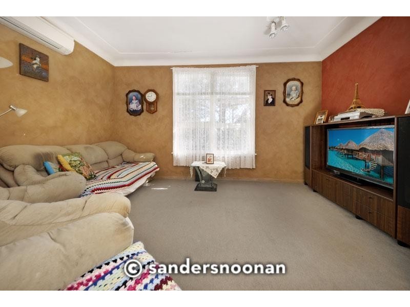 31 Trafalgar Street, Peakhurst NSW 2210