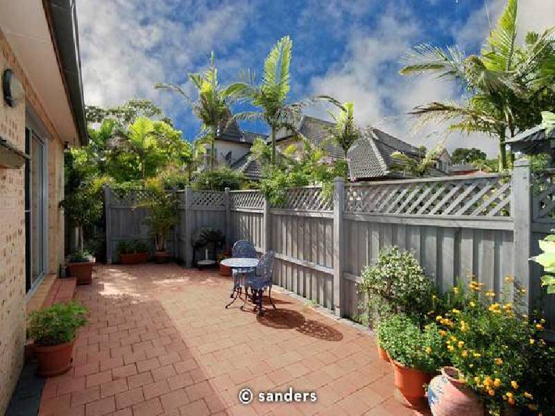 Johnstone St (South), Peakhurst NSW 2210