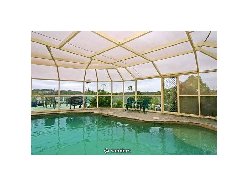 94 Lugarno Parade, Lugarno NSW 2210