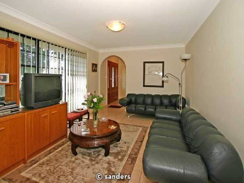 15a Webster Avenue, Peakhurst NSW 2210