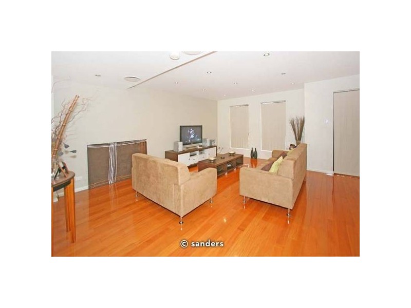 Lugarno NSW 2210