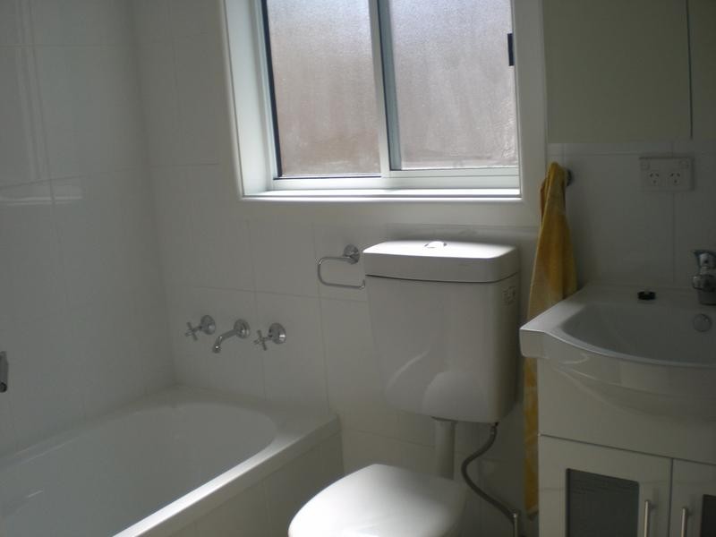 6 Linden Crescent, Lugarno NSW 2210