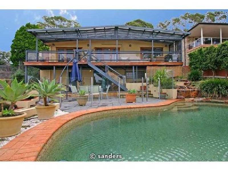 Elm Street, Lugarno NSW 2210