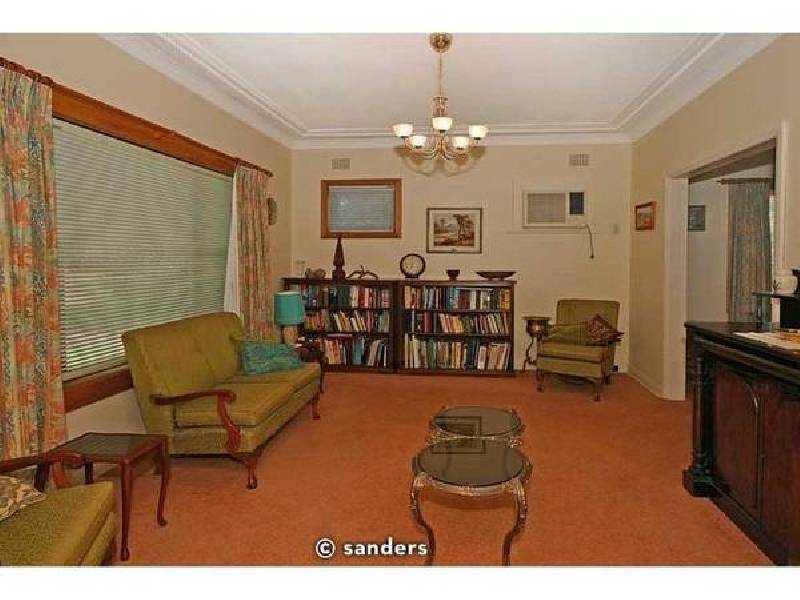 Kitchener Street, Oatley NSW 2223