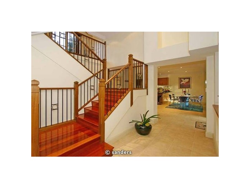 14 Oatley Parade (cnr Larool Ave), Oatley NSW 2223