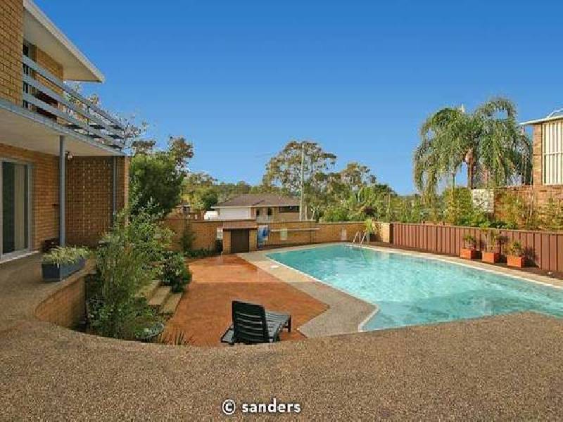 Pine Street, Lugarno NSW 2210