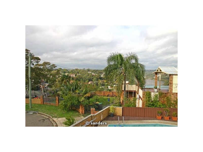 Pine Street, Lugarno NSW 2210