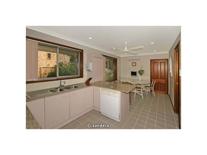 Pine Street, Lugarno NSW 2210