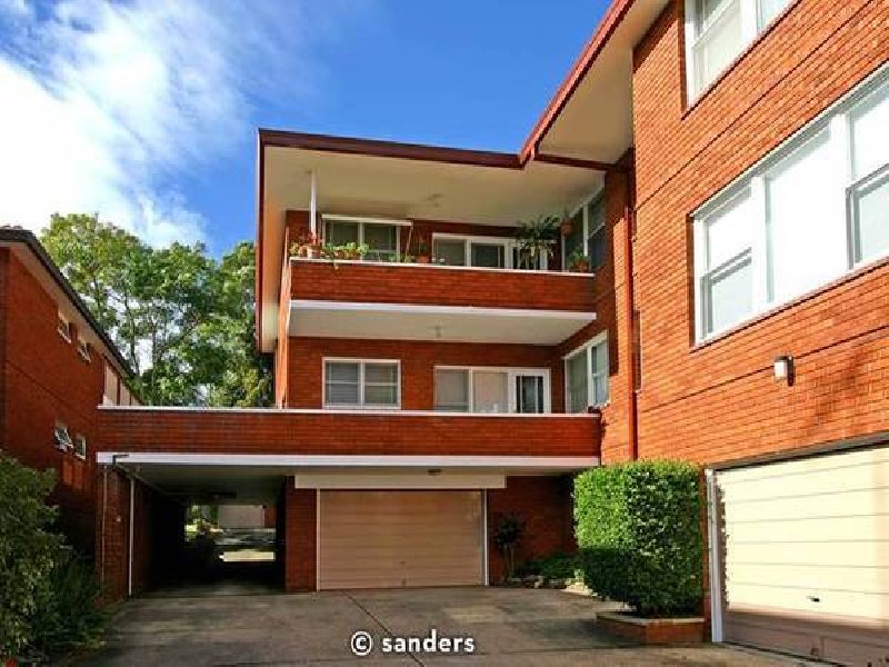 Oatley Avenue, Oatley NSW 2223