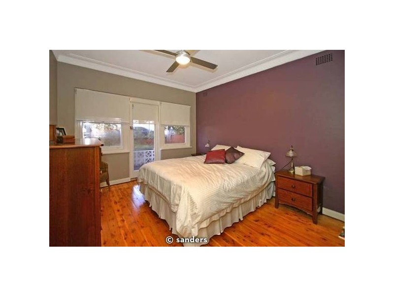 Pitt Street, Mortdale NSW 2223