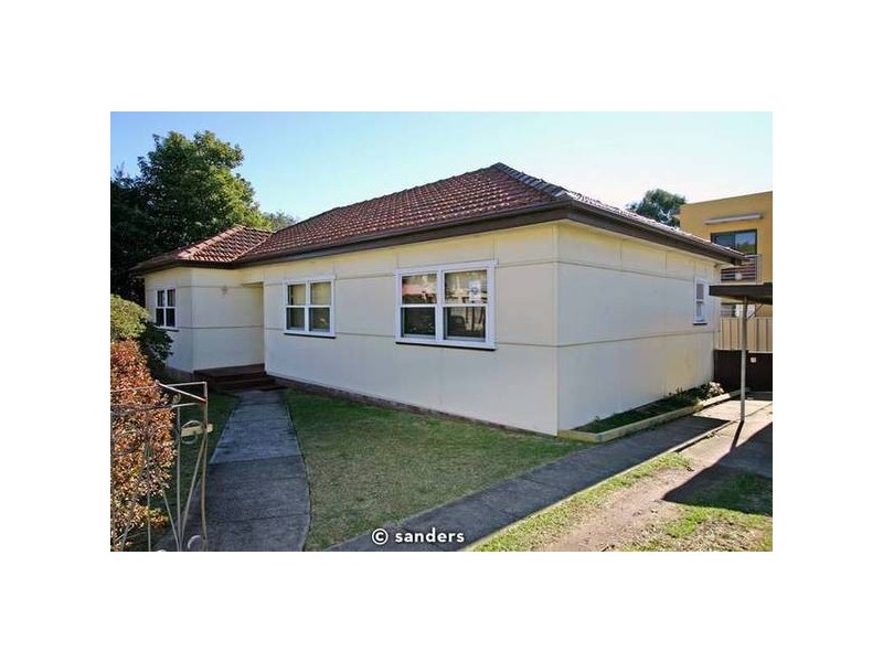 2 Barry Avenue, Mortdale NSW 2223