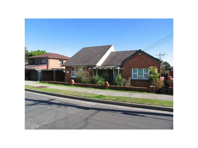 133 Belmore Rd, Peakhurst NSW 2210