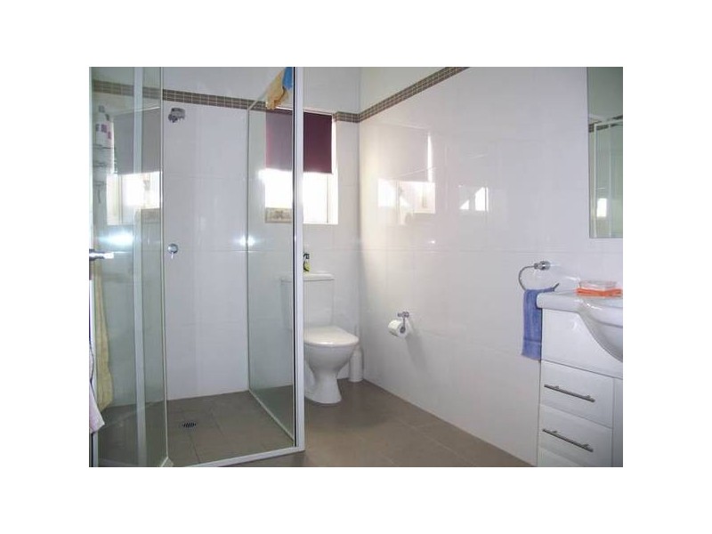 2/94 Belmore Road, Peakhurst NSW 2210