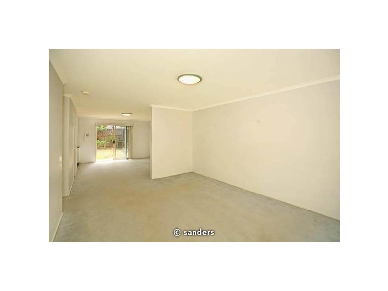 3/33 Kerrie Crescent, Peakhurst NSW 2210