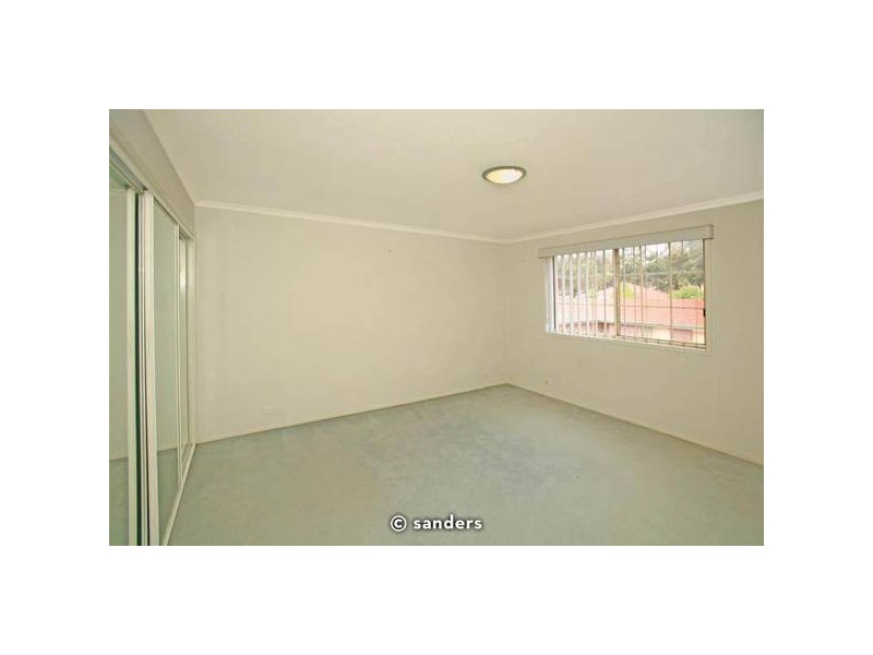 3/33 Kerrie Crescent, Peakhurst NSW 2210