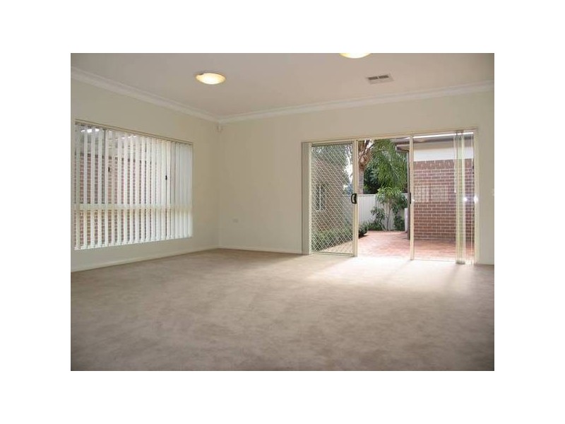 3/94 Belmore Road, Peakhurst NSW 2210