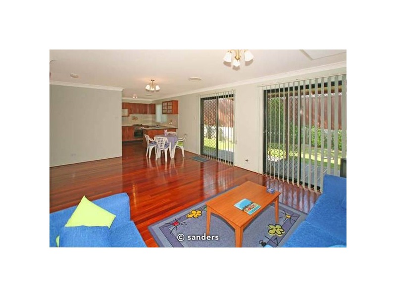 2/7 Mutual Road, Mortdale NSW 2223