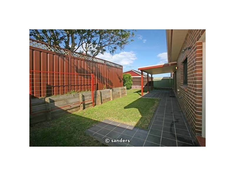 2/7 Mutual Road, Mortdale NSW 2223