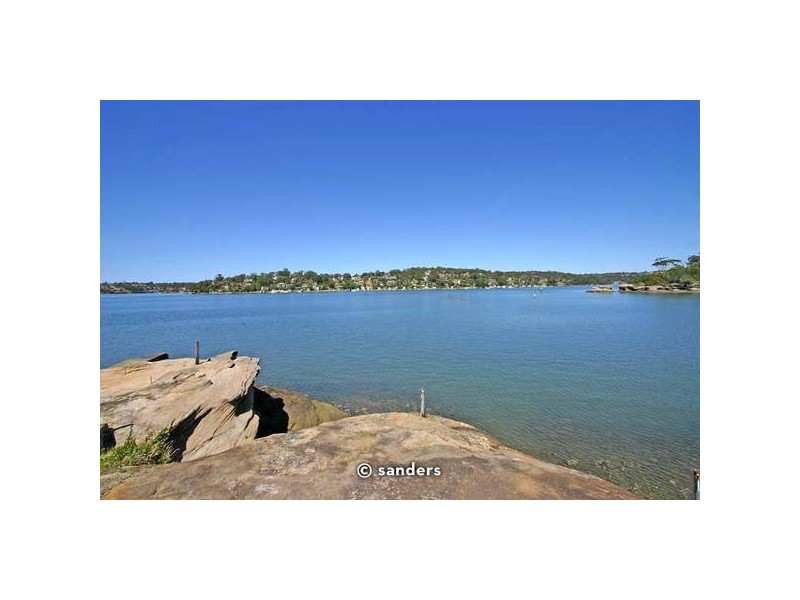201 Queens Road, Connells Point NSW 2221
