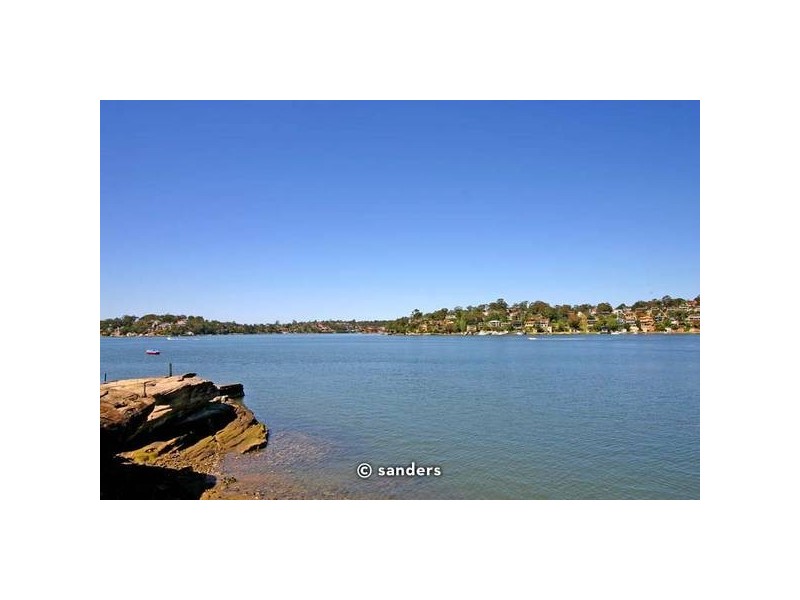 201 Queens Road, Connells Point NSW 2221