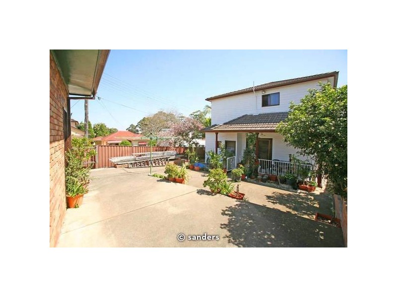 31 Prospect Road, Peakhurst NSW 2210