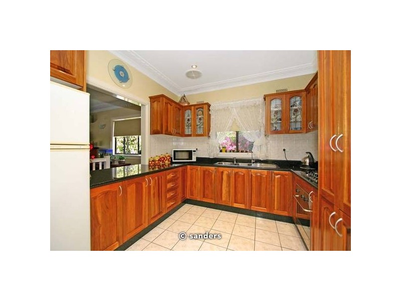 8 Roberts Avenue, Mortdale NSW 2223