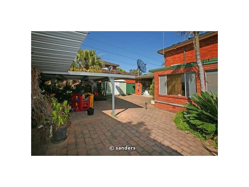 4 Shade Place, Lugarno NSW 2210