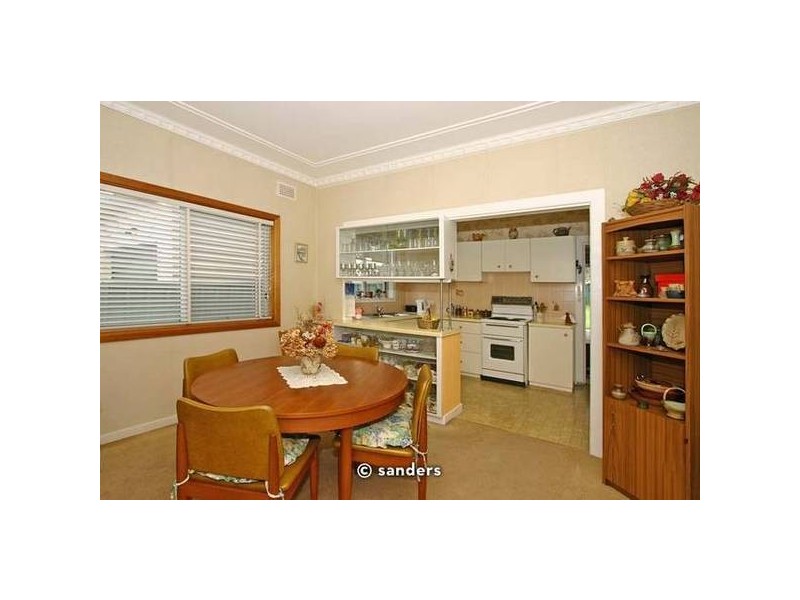 90 Baumans Road, Peakhurst NSW 2210