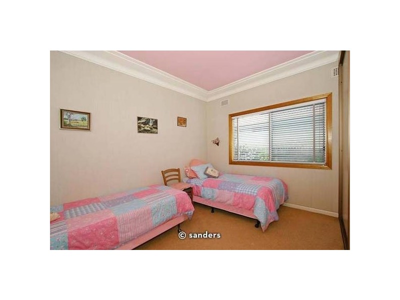 90 Baumans Road, Peakhurst NSW 2210