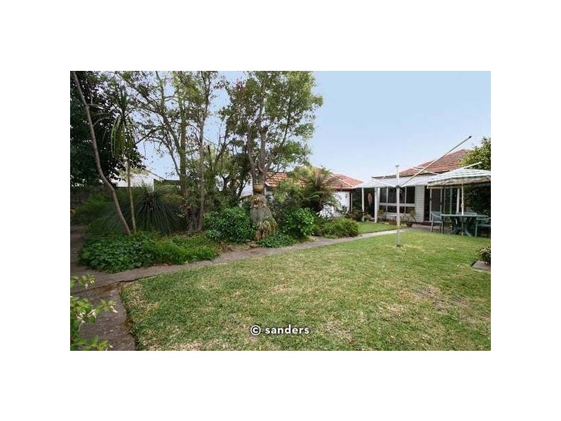 90 Baumans Road, Peakhurst NSW 2210