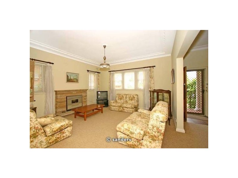 39 Wonoona Parade (east), Oatley NSW 2223