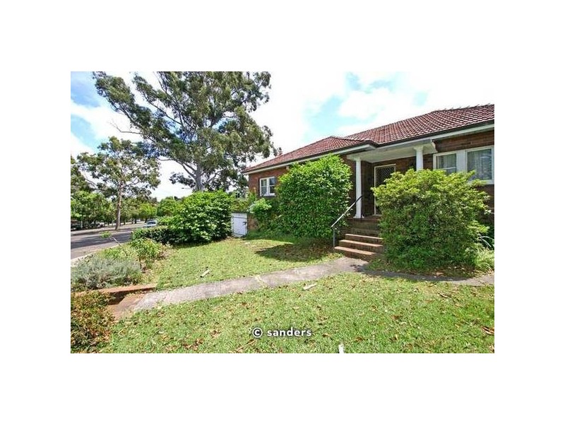 39 Wonoona Parade (east), Oatley NSW 2223