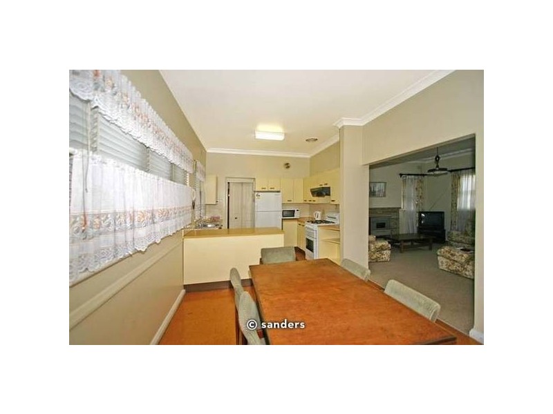 39 Wonoona Parade (east), Oatley NSW 2223