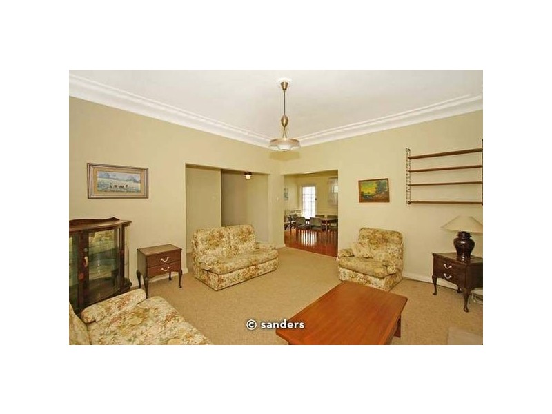 39 Wonoona Parade (east), Oatley NSW 2223