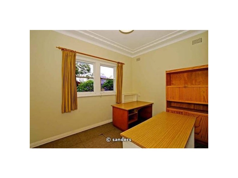 39 Wonoona Parade (east), Oatley NSW 2223