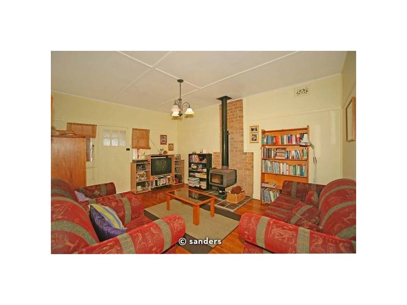 18 Holley Road, Beverly Hills NSW 2209