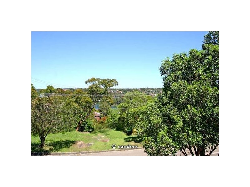 2 Elm Street, Lugarno NSW 2210