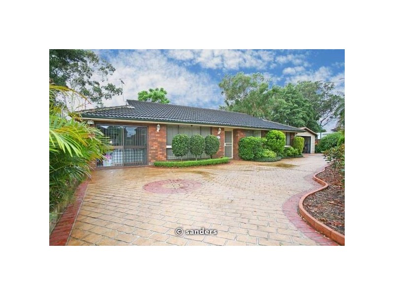 42a Samuel St, Peakhurst NSW 2210