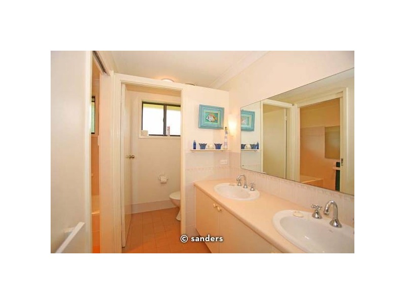 42a Samuel St, Peakhurst NSW 2210