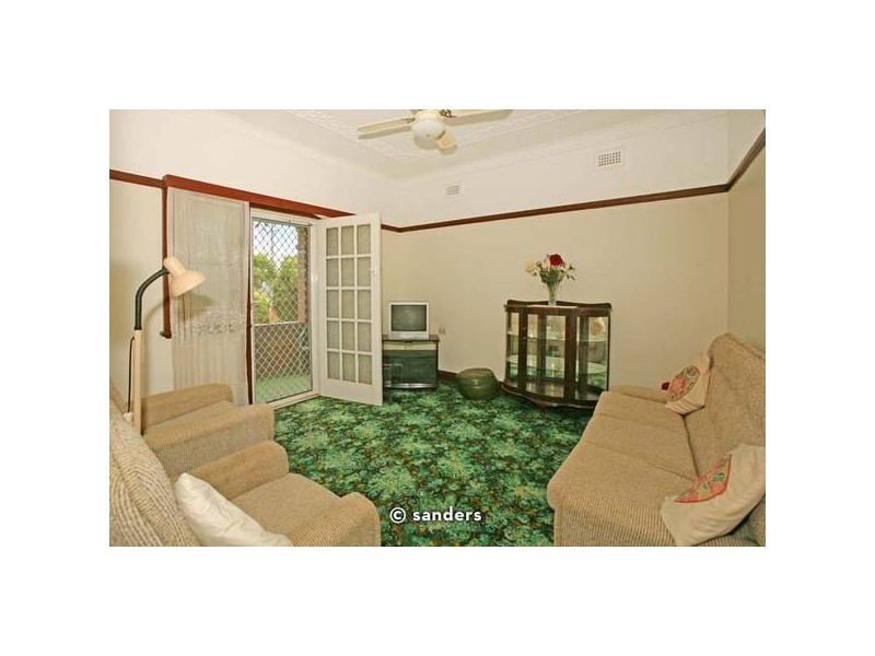 16 Mutual Road, Mortdale NSW 2223