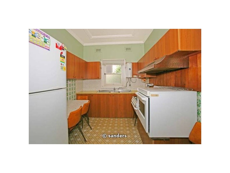 16 Mutual Road, Mortdale NSW 2223