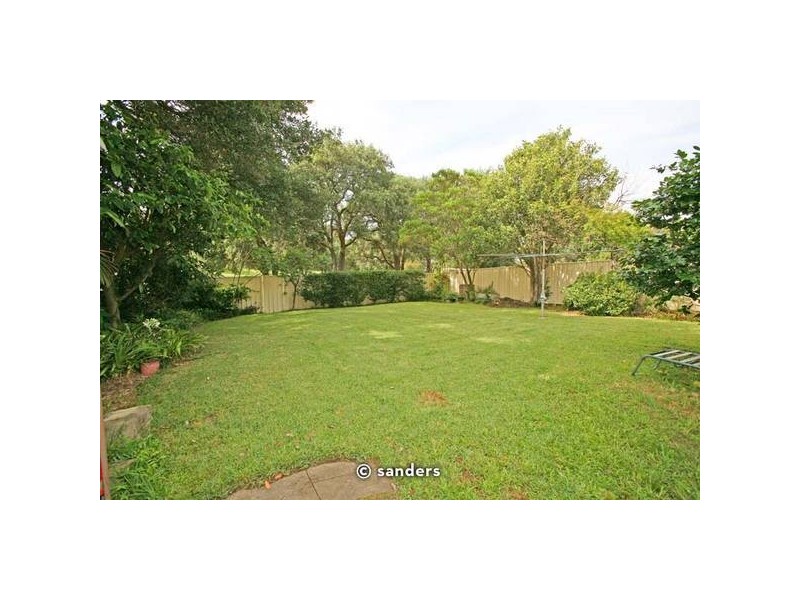 7 Walker Avenue, Peakhurst NSW 2210