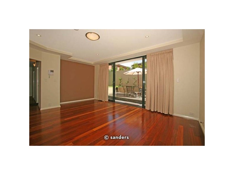 9A Llewellyn Street, Oatley NSW 2223