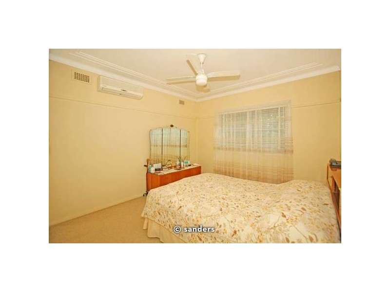 1 Glen Road, Oatley NSW 2223